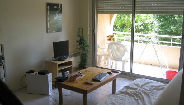 Logement tudiant T2 à guilles (13510)