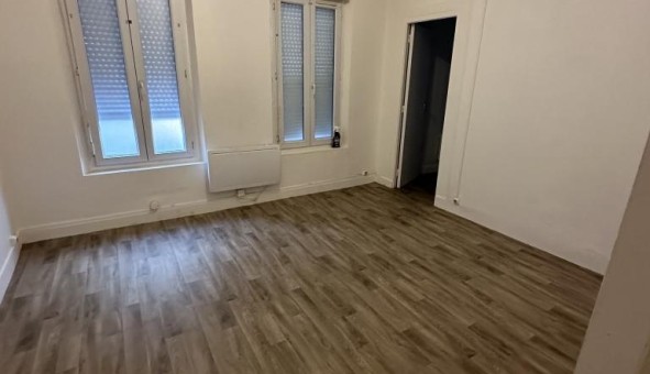 Logement tudiant Location T2 Vide Elbeuf (76500)