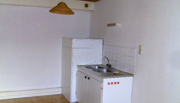 Logement tudiant Location T2 Vide Fresse sur Moselle (88160)