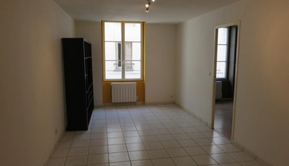 Logement tudiant Location T2 Vide Livry sur Seine (77000)