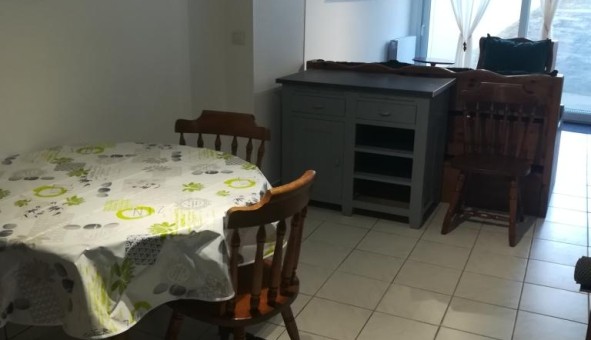 Logement tudiant T2 à Montluon (03100)