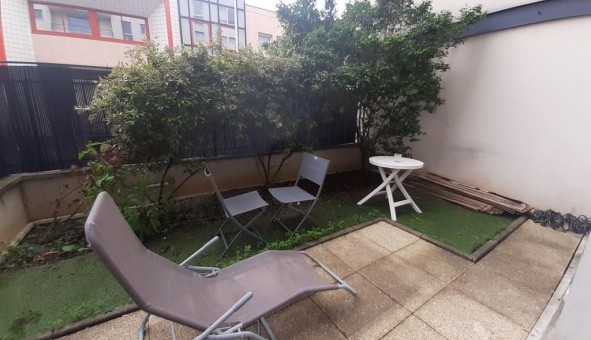 Logement tudiant Location T2 Vide Nanterre (92000)