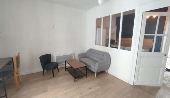 Logement tudiant Location T2 Vide Nantes (44200)