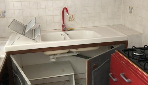 Logement tudiant T2 à Ollires (83470)