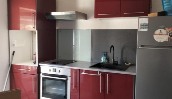 Logement tudiant Location T2 Vide Ollioules (83190)