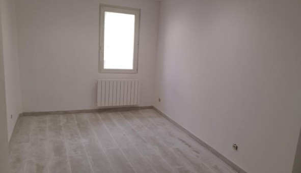 Logement tudiant T2 à Orange (84100)