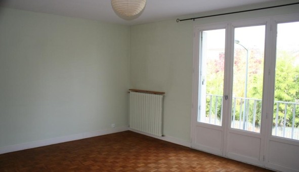 Logement tudiant Location T2 Vide Orlans (45100)