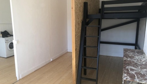 Logement tudiant T2 à Sedan (08200)