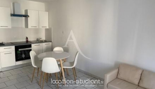 Logement tudiant T2 à Toulon (83200)