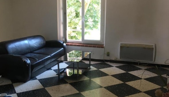 Logement tudiant T2 à Toulon (83200)