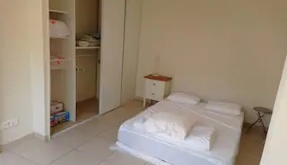 Logement tudiant T2 à Toulon (83200)