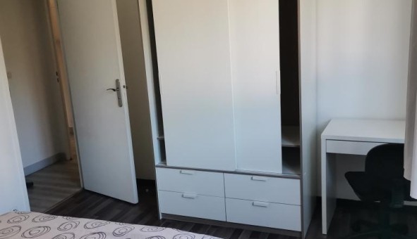 Logement tudiant T2 à Toulon (83200)