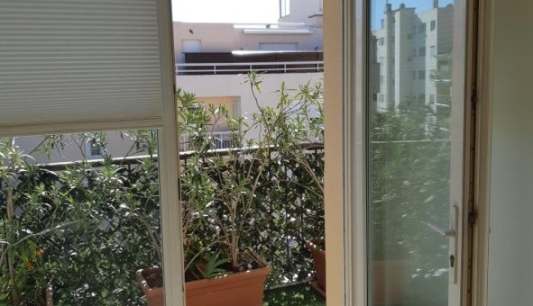 Logement tudiant T2 à Toulon (83200)