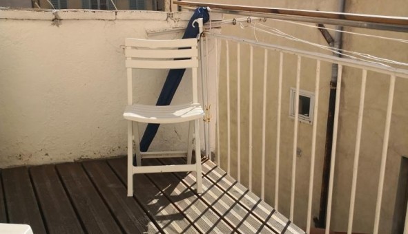 Logement tudiant T2 à Toulon (83200)