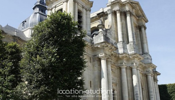 Logement tudiant T2 à Versailles (78000)