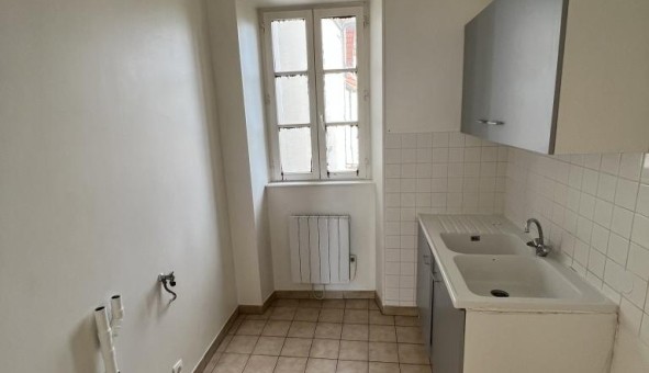 Logement tudiant T3 à Abbville la Rivire (91150)