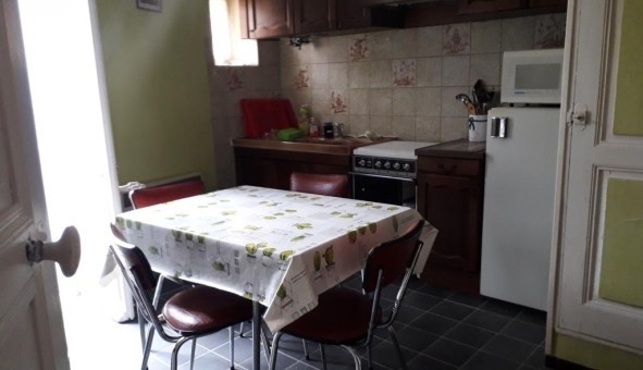 Logement tudiant T3 à Adissan (34230)