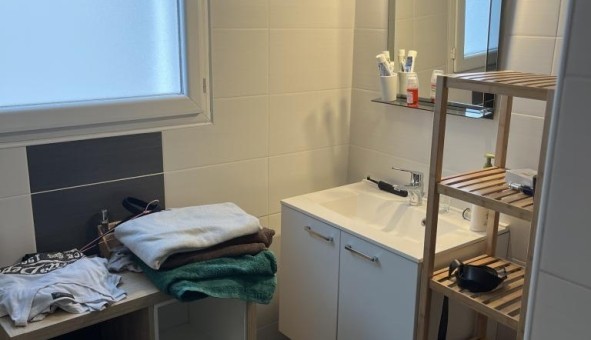 Logement tudiant T3 à Andrzieux Bouthon (42160)