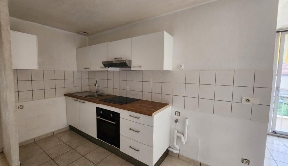 Logement tudiant Location T3 Vide Anglars (46120)