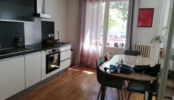 Logement tudiant T3 à Annecy (74000)