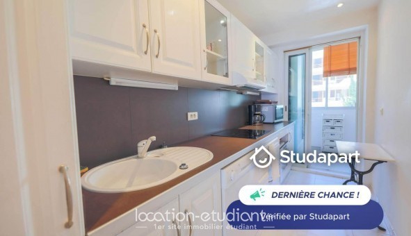 Logement tudiant T3 à Antibes (06160)