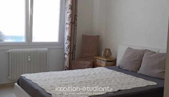 Logement tudiant T3 à Antibes (06160)