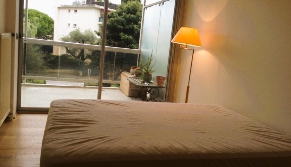 Logement tudiant T3 à Antibes (06160)