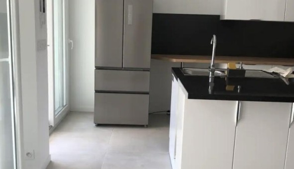 Logement tudiant T3 à Antibes (06160)