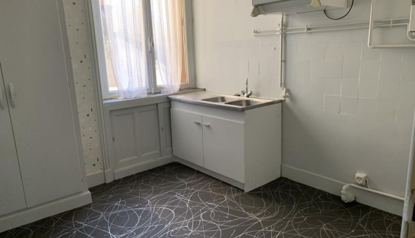 Logement tudiant T3 à Aurillac (15000)