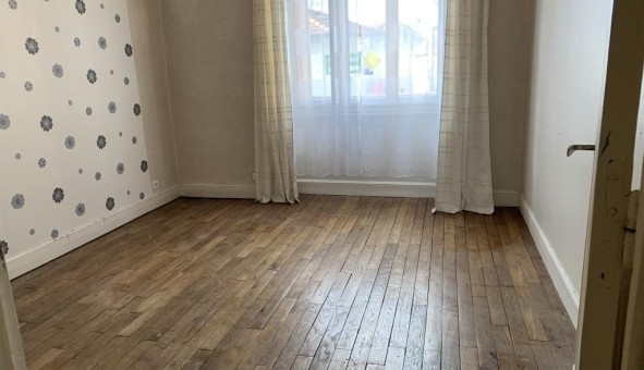 Logement tudiant T3 à Aurillac (15000)