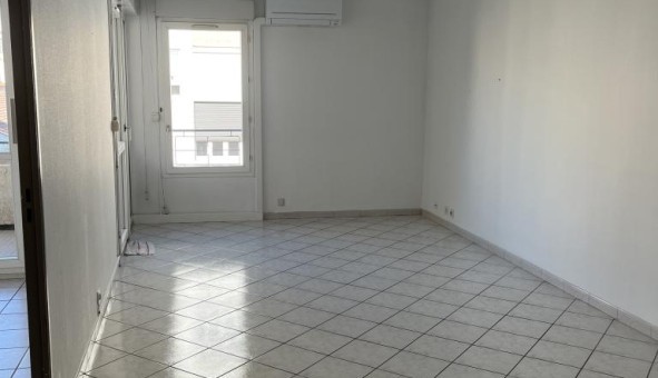 Logement tudiant T3 à Avignon (84000)