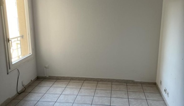 Logement tudiant T3 à Avignon (84000)