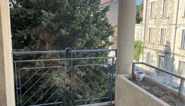 Logement tudiant T3 à Avignon (84000)