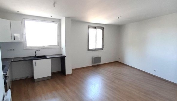 Logement tudiant T3 à Bages (11100)