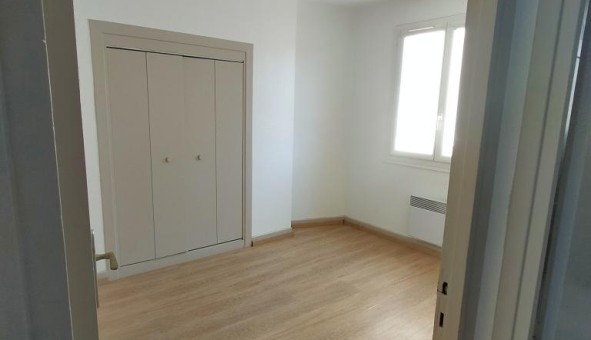 Logement tudiant T3 à Bages (11100)