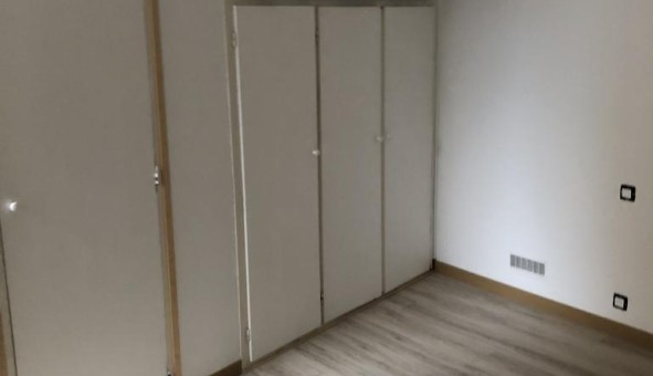 Logement tudiant T3 à Bages (11100)