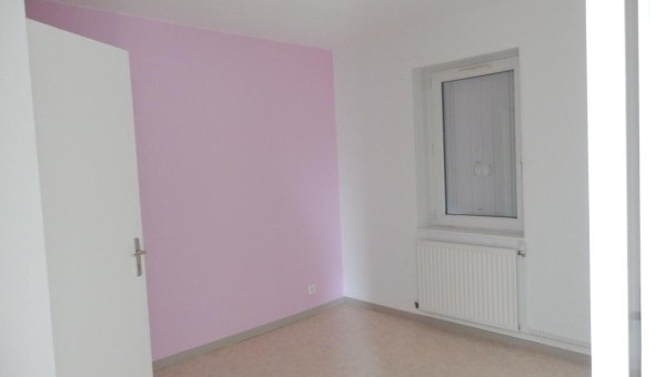 Logement tudiant T3 à Bard (42600)