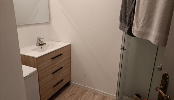 Logement tudiant T3 à Baug (49150)