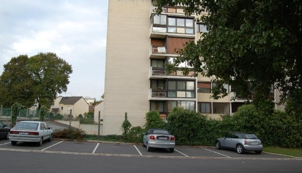 Logement tudiant T3 à Bezannes (51430)