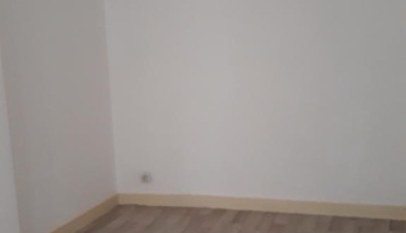 Logement tudiant Location T3 Vide Bzu le Gury (02310)