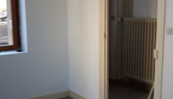 Logement tudiant T3 à Bzu le Gury (02310)