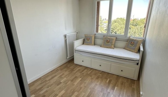 Logement tudiant T3 à Bobigny (93000)