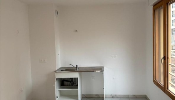 Logement tudiant T3 à Bobigny (93000)