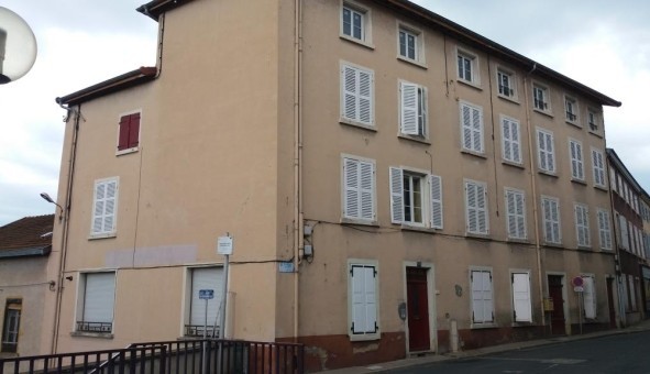 Logement tudiant Location T3 Vide Bourg de Thizy (69240)