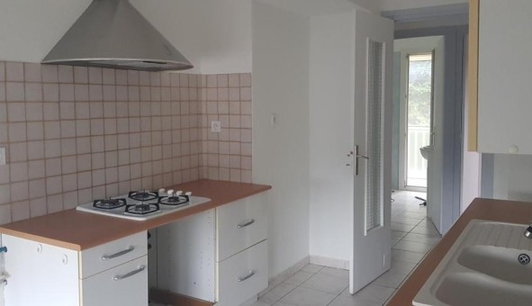 Logement tudiant Location T3 Vide Bresson (38320)