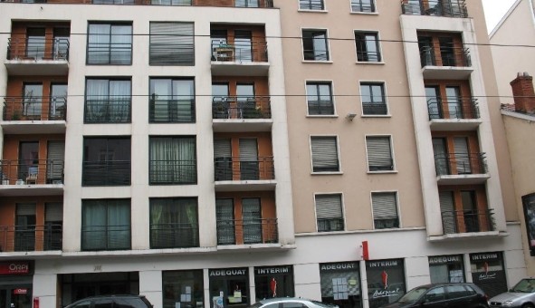 Logement tudiant T3 à Bron (69500)