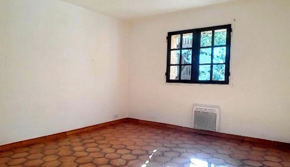 Logement tudiant T3 à Cabasse (83340)