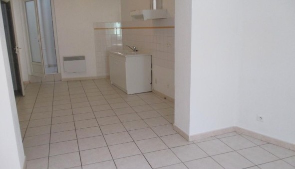 Logement tudiant Location T3 Vide Calvisson (30420)