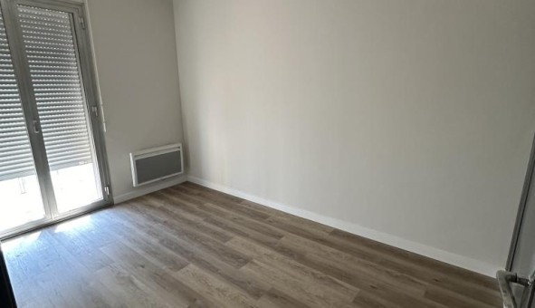 Logement tudiant T3 à Carpentras (84200)