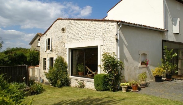 Logement tudiant T3 à Chaniers (17610)